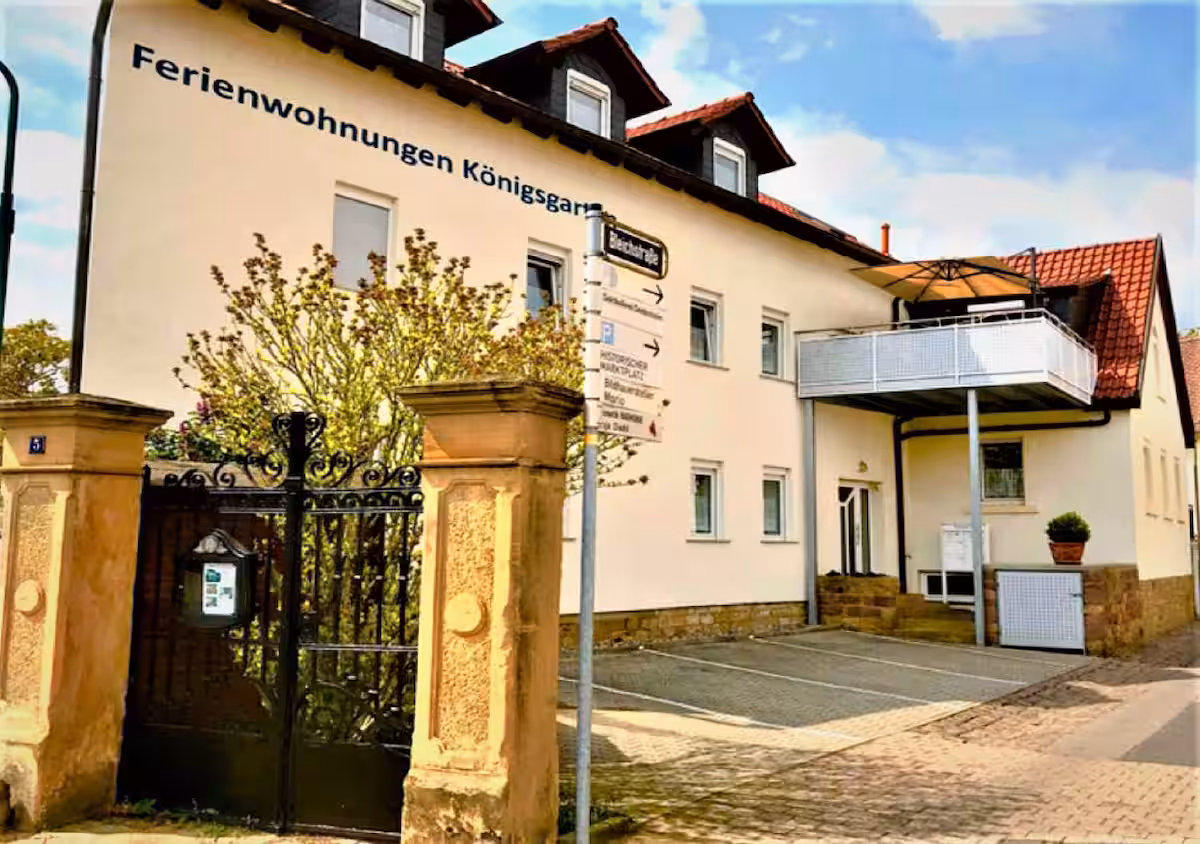 Außenansicht der Ferienwohnungen in Deidesheim