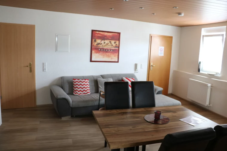 Offener Essbereich mit Wohnzimmer
